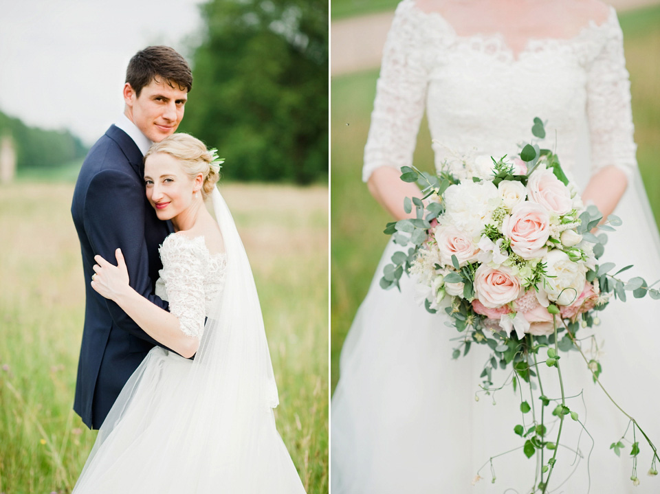 ensglish rose, pastel colour wedding, hendon hall wedding, country house wedding