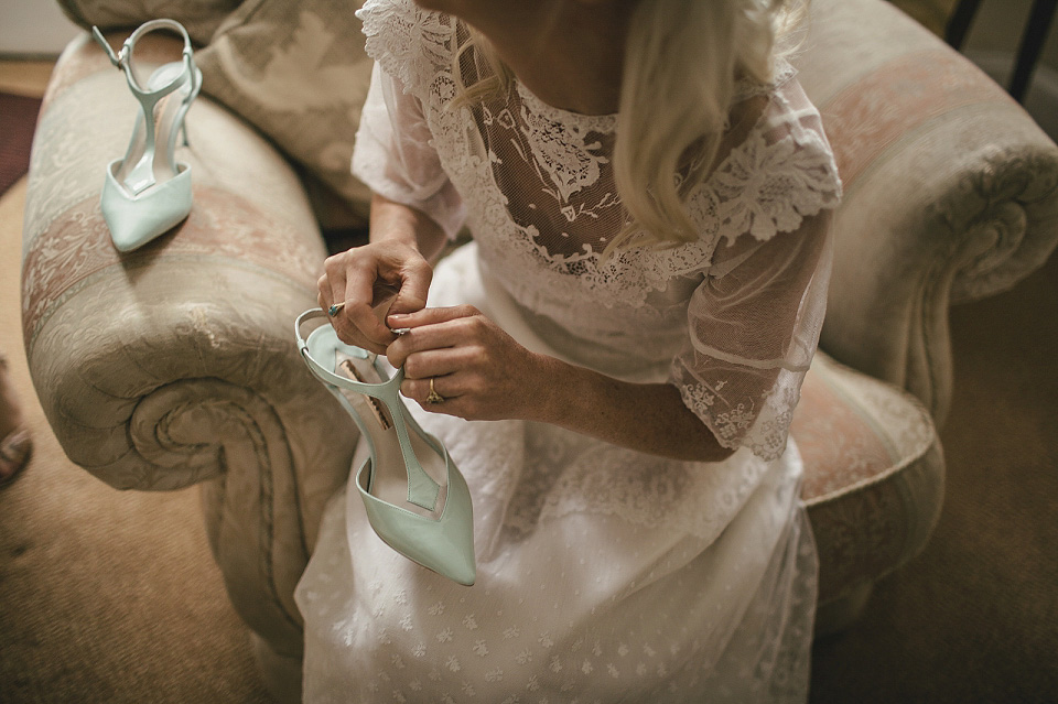 edwardian wedding dress, jane bourvis, handfasting, woodland weddings, kat hill photography