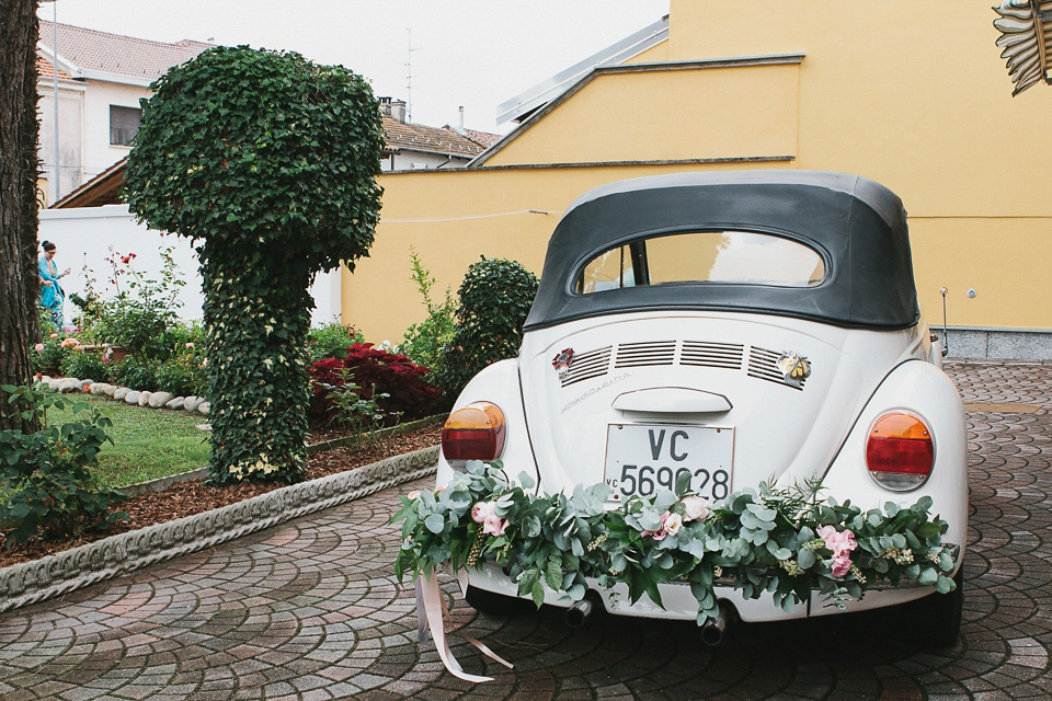 bride in glasses, weddings in italy, igloo photography