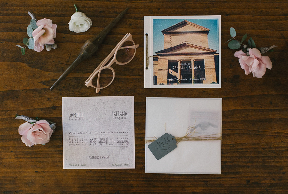 bride in glasses, weddings in italy, igloo photography