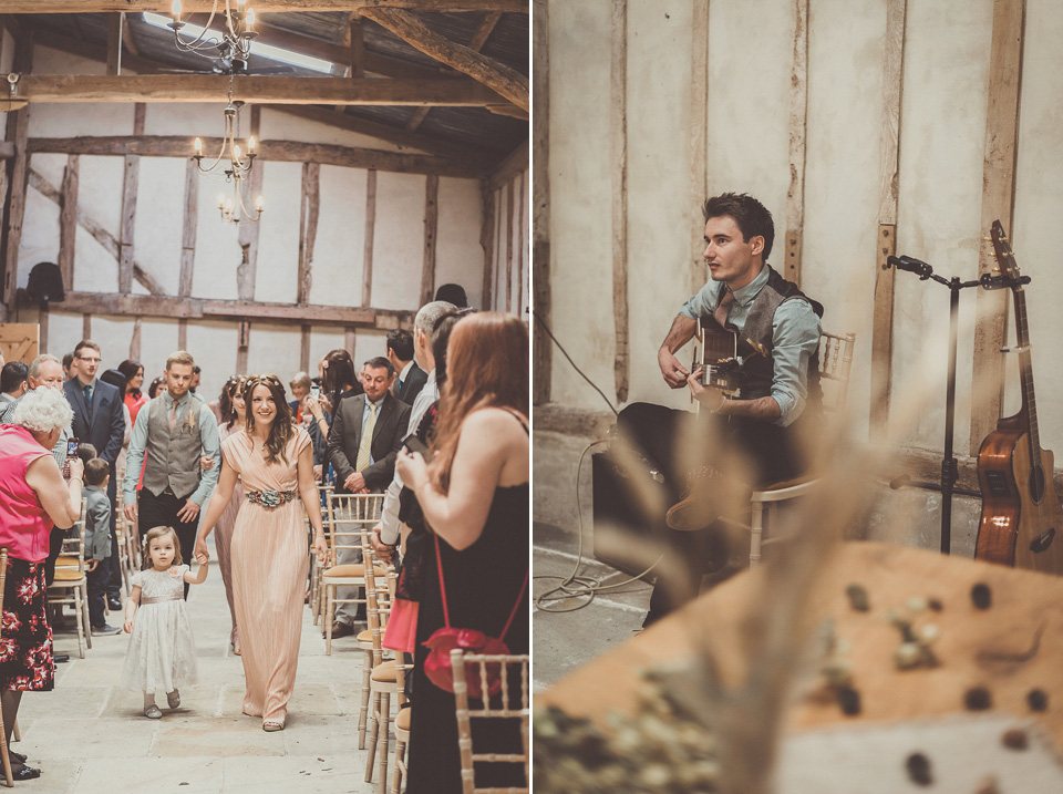 rustic barn wedding, autumn wedding, terry fox wedding dress, michelle lindsell photography