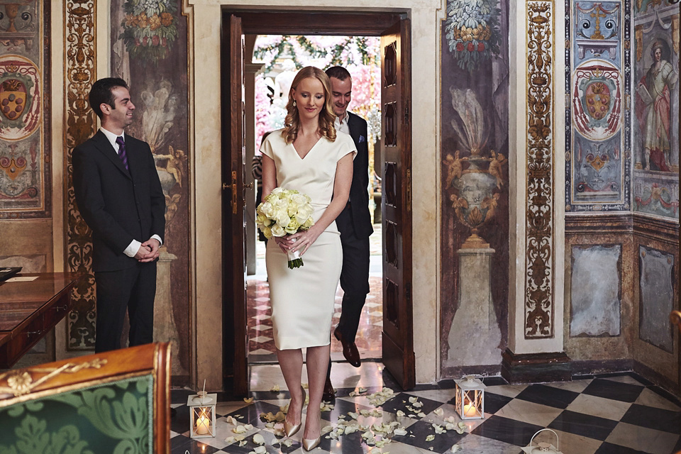 victoria beckham, italian weddings, elopement, chic weddings, italy, jules bower photography
