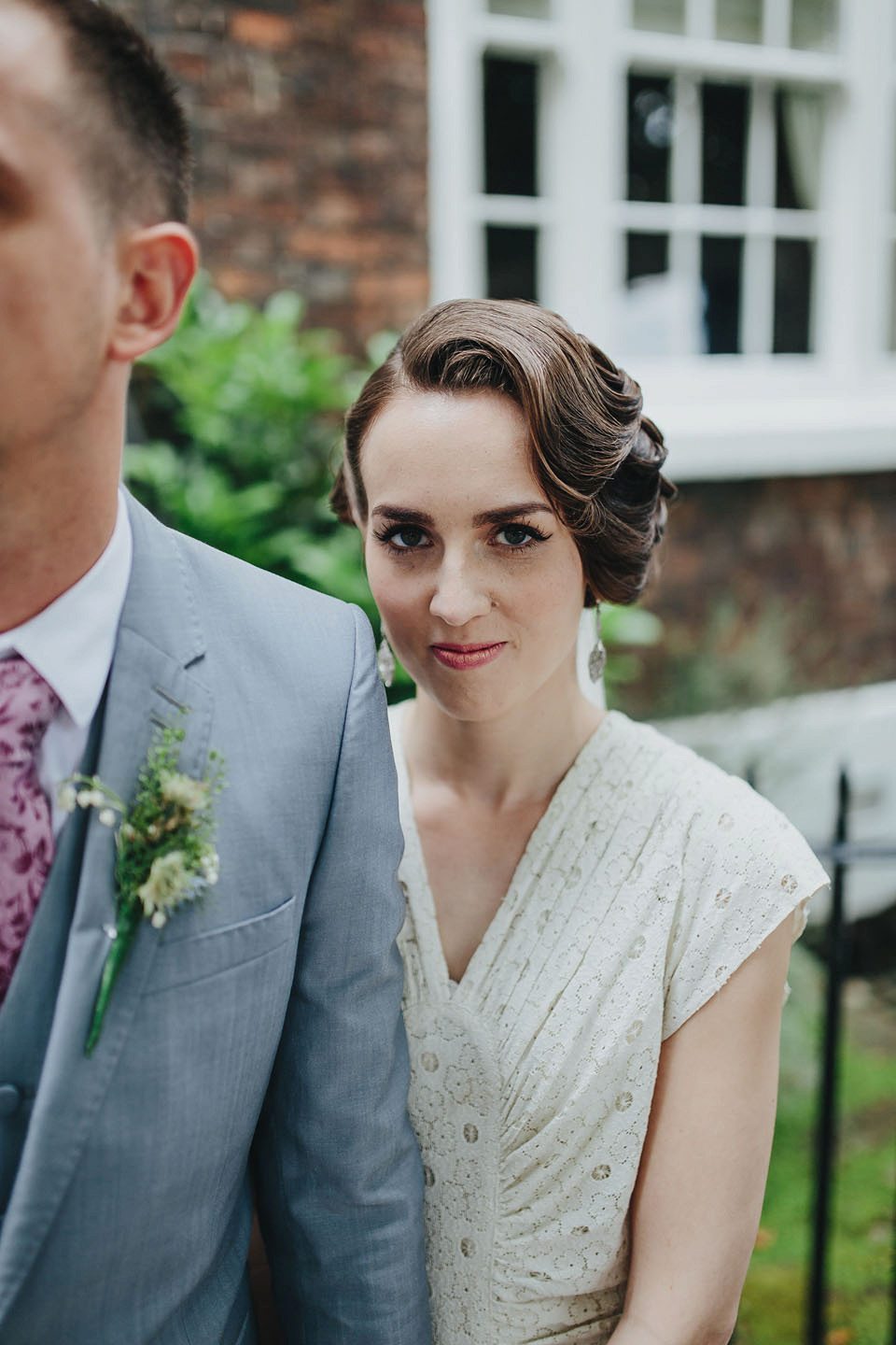 haydn ryding manchester wedding photographer, 1930's vintage wedding dress