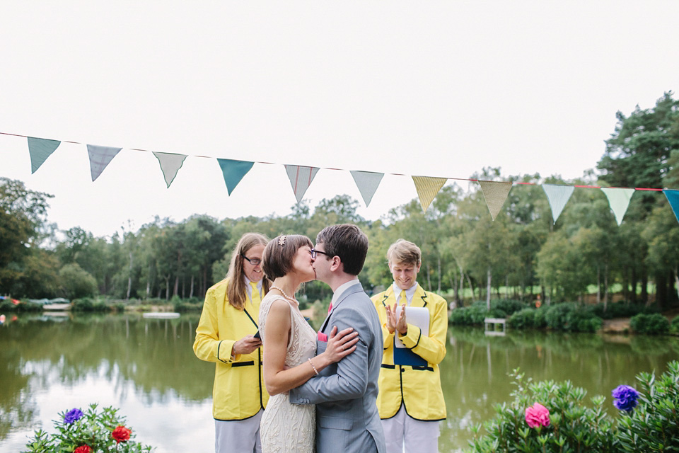 1920s wedding dress, joanna brown photography, lakeside wedding, outdoor weddings, quirky weddings, eccentric weddings