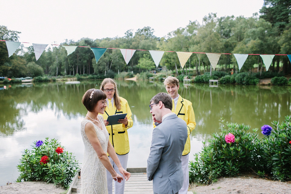 1920s wedding dress, joanna brown photography, lakeside wedding, outdoor weddings, quirky weddings, eccentric weddings