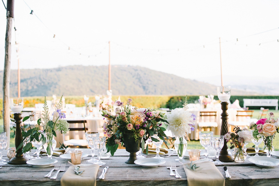 rustic italian wedding, tuscany wedding, temerpely london wedding dress, leila scarfiotti photography