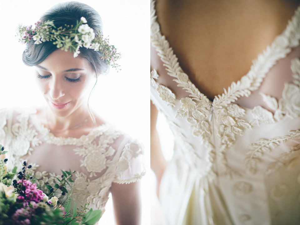 rustic italian wedding, tuscany wedding, temerpely london wedding dress, leila scarfiotti photography