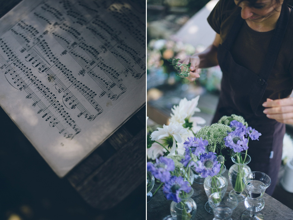 rustic italian wedding, tuscany wedding, temerpely london wedding dress, leila scarfiotti photography