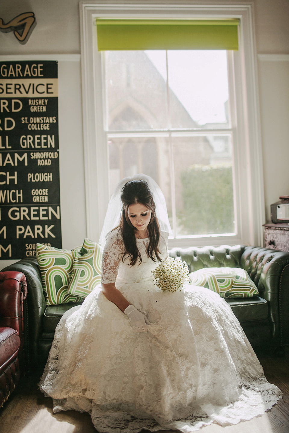 fabulous vintage bride, 1960s inspired wedding, proud cabaret brighton, dragan zlataonic photography