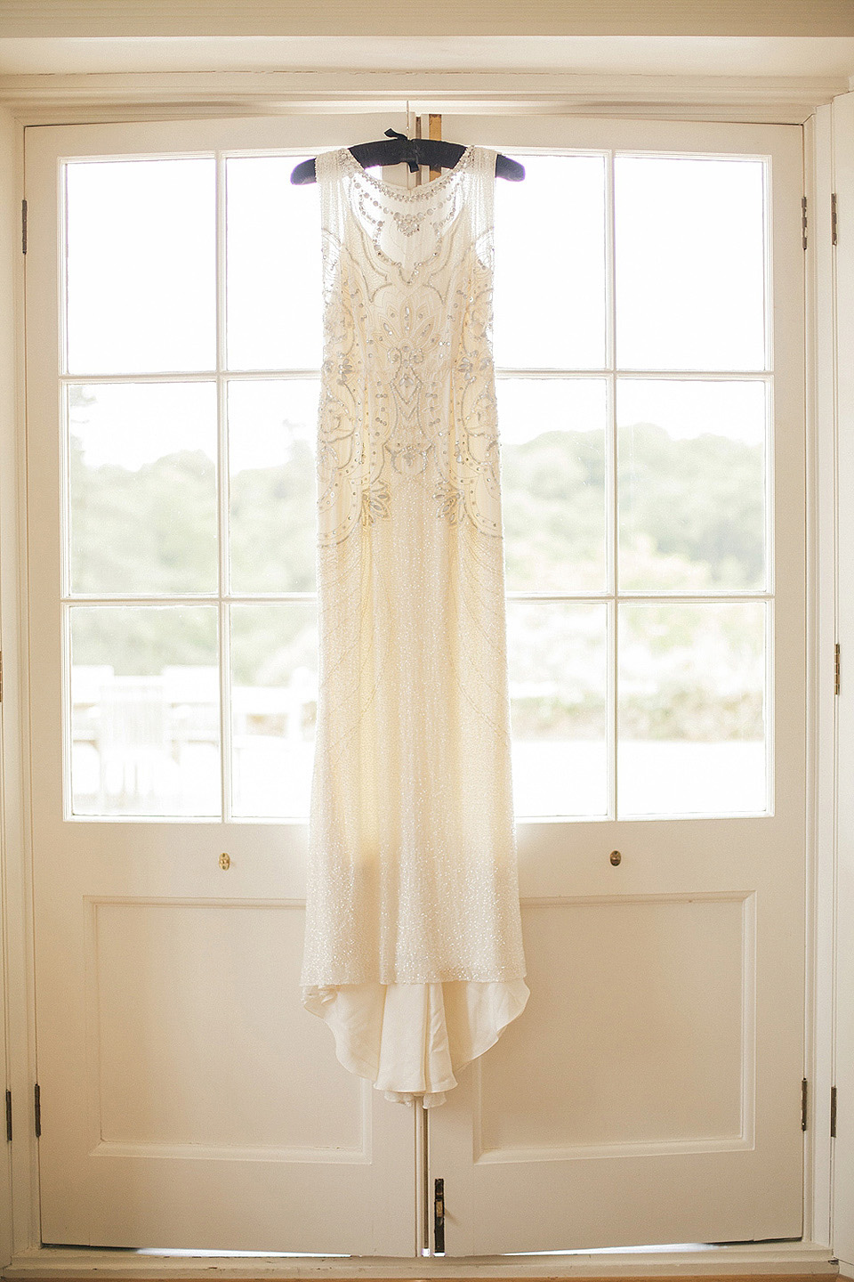 sarah gawler photography, pentillie castle weddings, spring weddings, esme jenny packham, bridesmaids in white