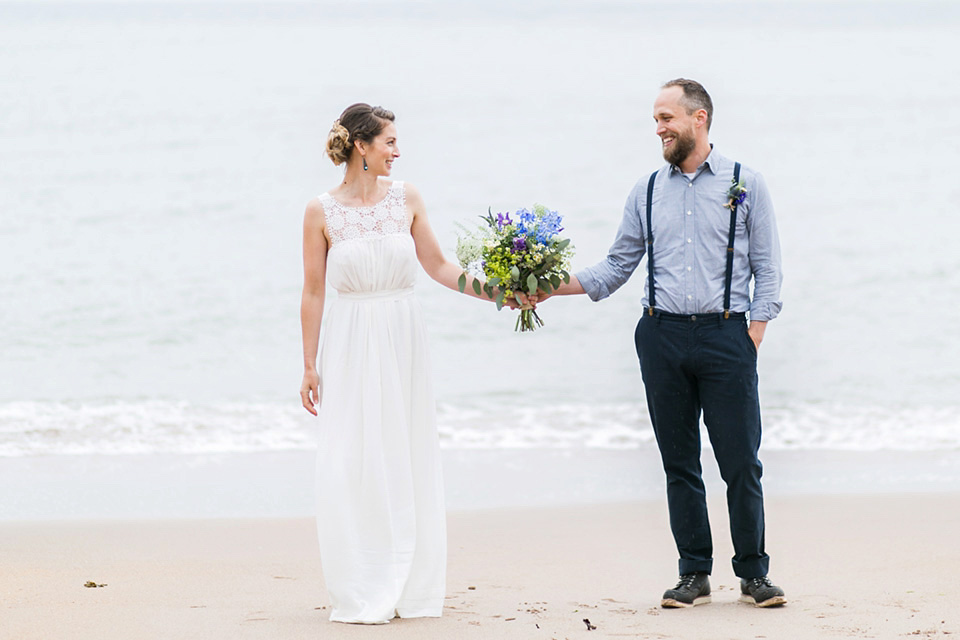 A Sweet Scottish Seaside Family Elopement With Exquisite Flowers