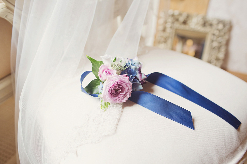 jenny packham, kent weddings, summer weddings, barn weddings, cottoncandy wedding photography