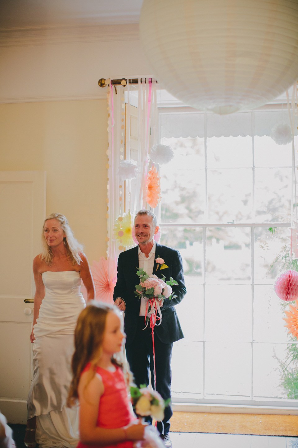 tori hancock photogrpahy, amanda wakeley wedding dress, tonedale house, somerset weddings