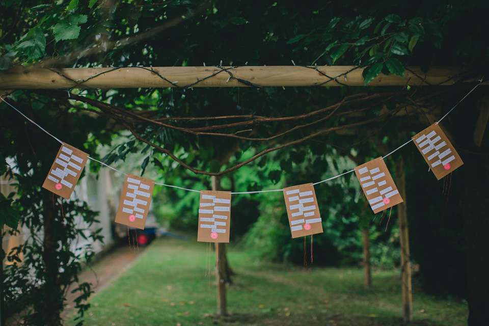 tori hancock photogrpahy, amanda wakeley wedding dress, tonedale house, somerset weddings