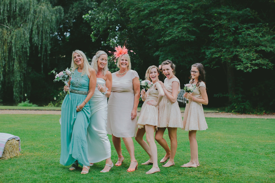 tori hancock photogrpahy, amanda wakeley wedding dress, tonedale house, somerset weddings