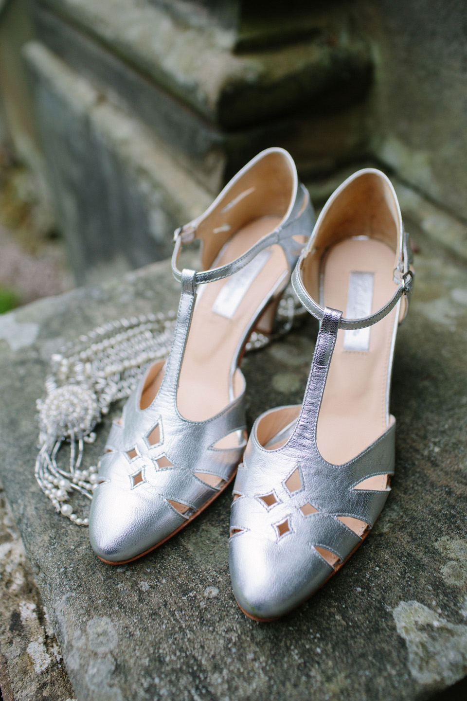 rachel simpson, vitnage wedding shoes, vintage style wedding shoes, coloured wedding shoes, emma case photography