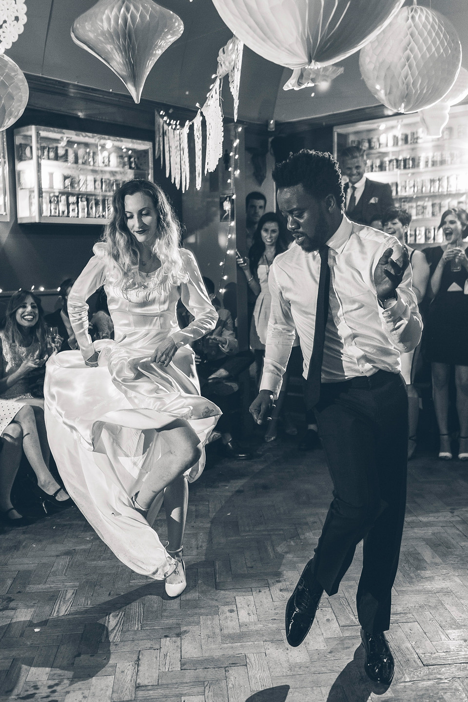 bride to bijoux, the asylum chapel peckham, 1930s vintage, zoe noble photography