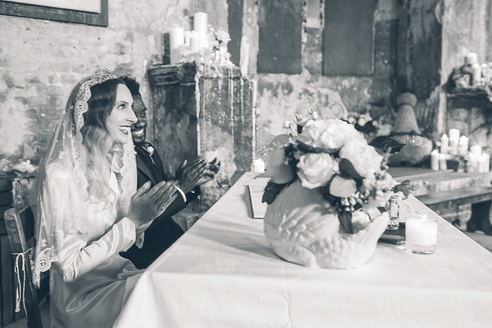 bride to bijoux, the asylum chapel peckham, 1930s vintage, zoe noble photography