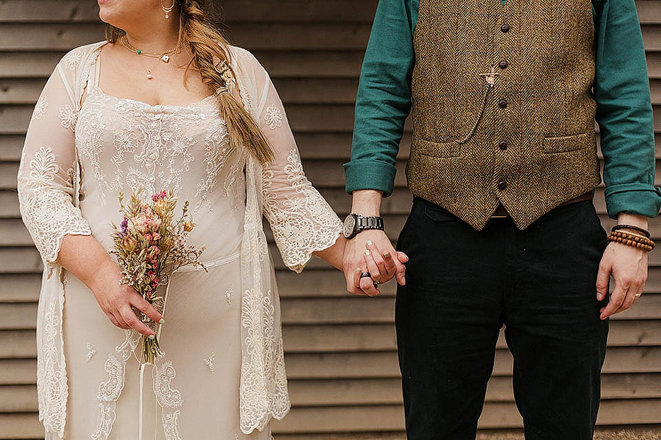 boho bride, rustic weddings, barn wedding, paul joseph photography