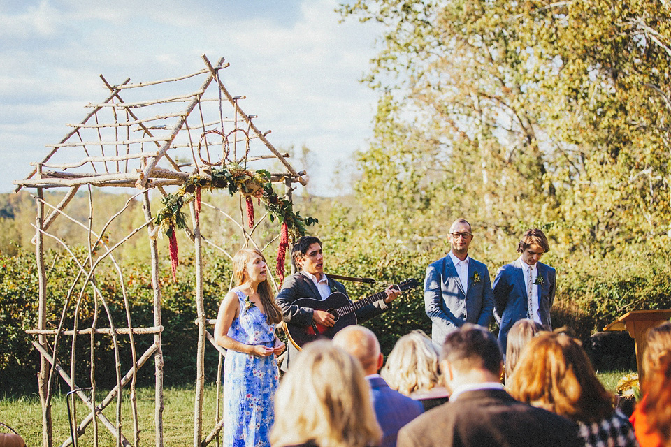 A homespun and rustic wedding on a farm. Cassie Lopez Photography farm weddings, rustic weddings, homegrown weddings, cassie lopez photography