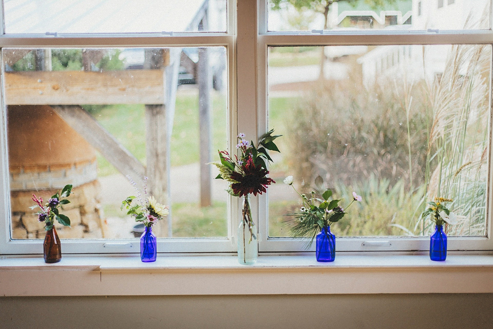 A homespun and rustic wedding on a farm. Cassie Lopez Photography farm weddings, rustic weddings, homegrown weddings, cassie lopez photography