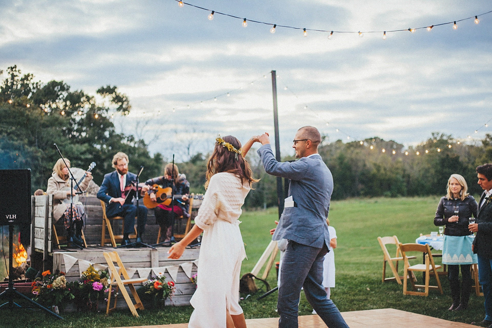 A homespun and rustic wedding on a farm. Cassie Lopez Photography farm weddings, rustic weddings, homegrown weddings, cassie lopez photography