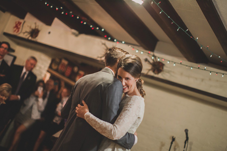 An original 1960s vintage wedding dress worn by Bride Jen for her sweet and stylish Minnesota wedding. Photography by Carla Boecklin. Carla Boecklin photography, Minnesota weddings, 1960's vintage