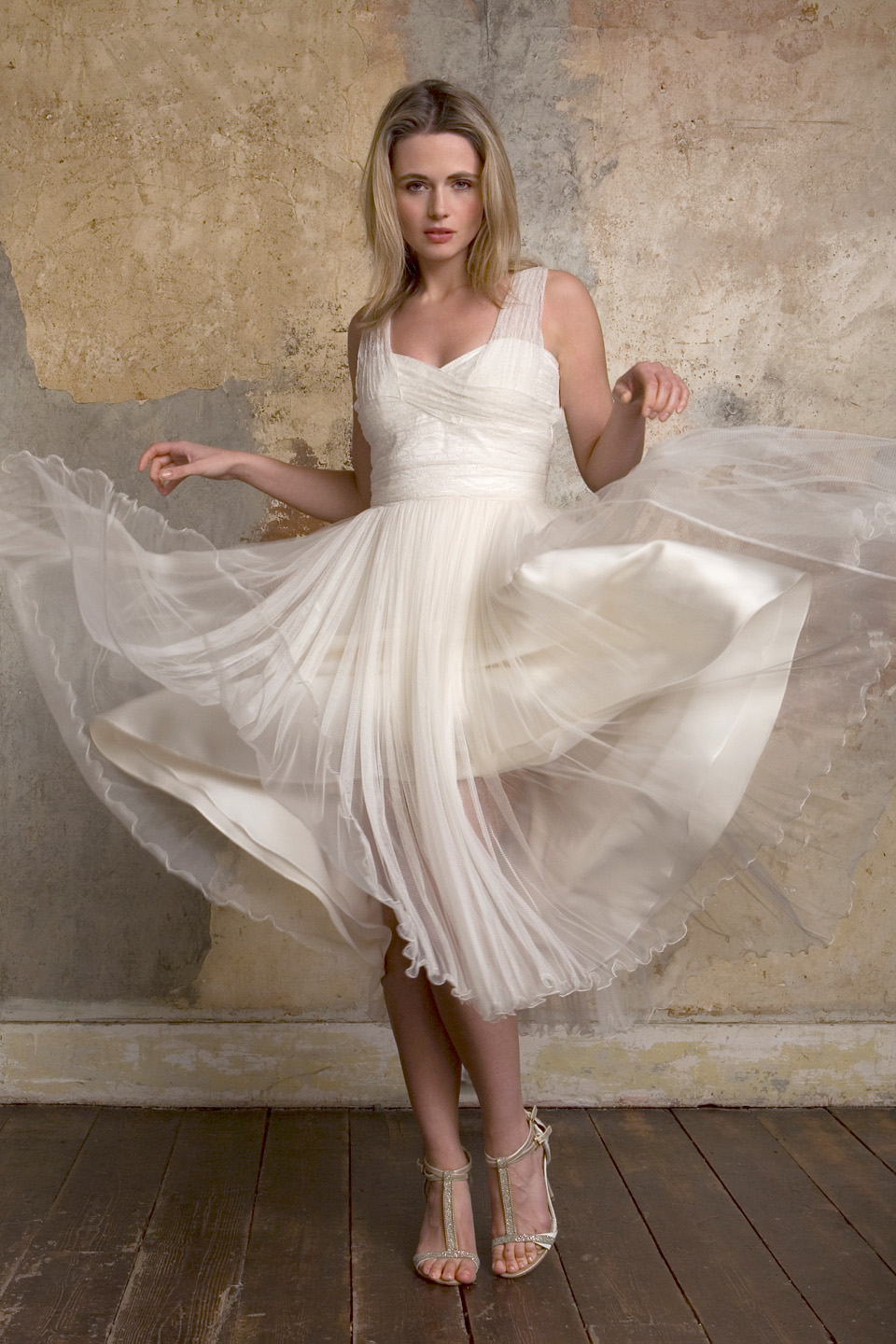 wpid358062 Sally Lacock bridal 6 - Sally Lacock - Exquisite and Romantic Vintage Style for the Modern Bride wpid358062-Sally-Lacock-bridal-6.jpg