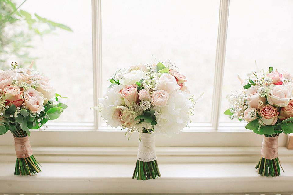 rose pink wedding, dentelle by jenny packham, elegant romantic wedding