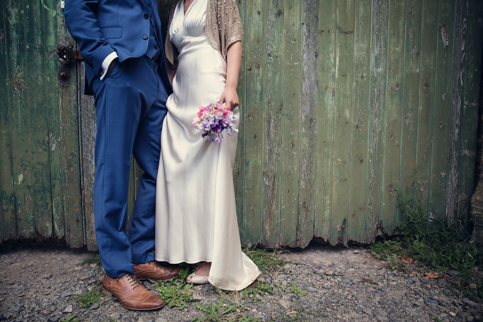 1940s bride, vintage bride, suzannah, suzannah.com, birdcage veil, assassynation wedding photography, frank millar videography