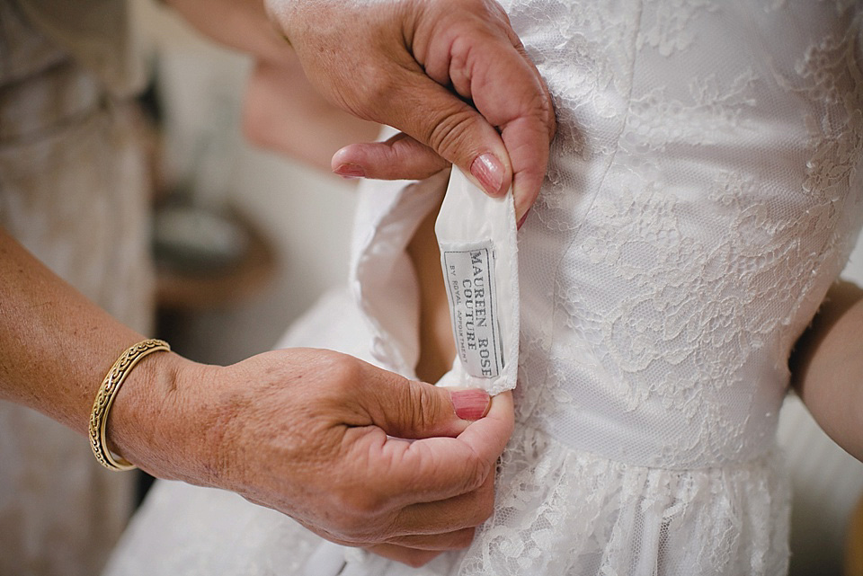 pale green, gold, sage, dalston weddings, baroque style wedding, lily sawyer photography