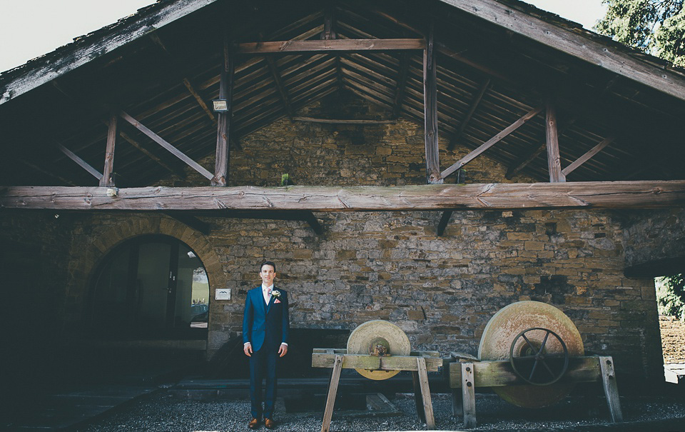 1960s vintage wedding dress, 1960s vintage wedding veil, broughton hall estate skipton wedding venue, shutter go click wedding photography, lovemydress bride, vintage wedding, 1960s vintage wedding, pouffy veil