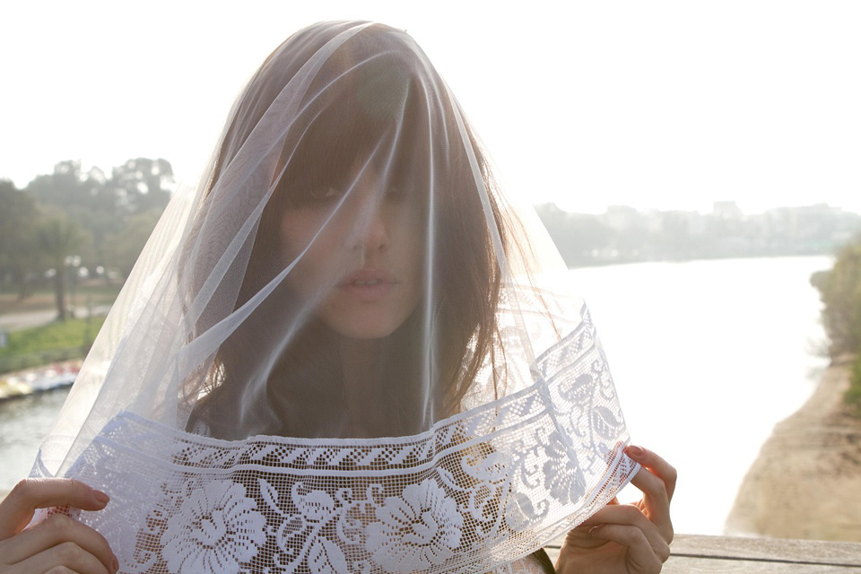 Zahavit Tshuba Trunk Show At Les Trois Soeurs Canary Wharf London, 13-14 June 2015 Zahavit Tshuba Trunk Show At Les Trois Soeurs Canary Wharf London