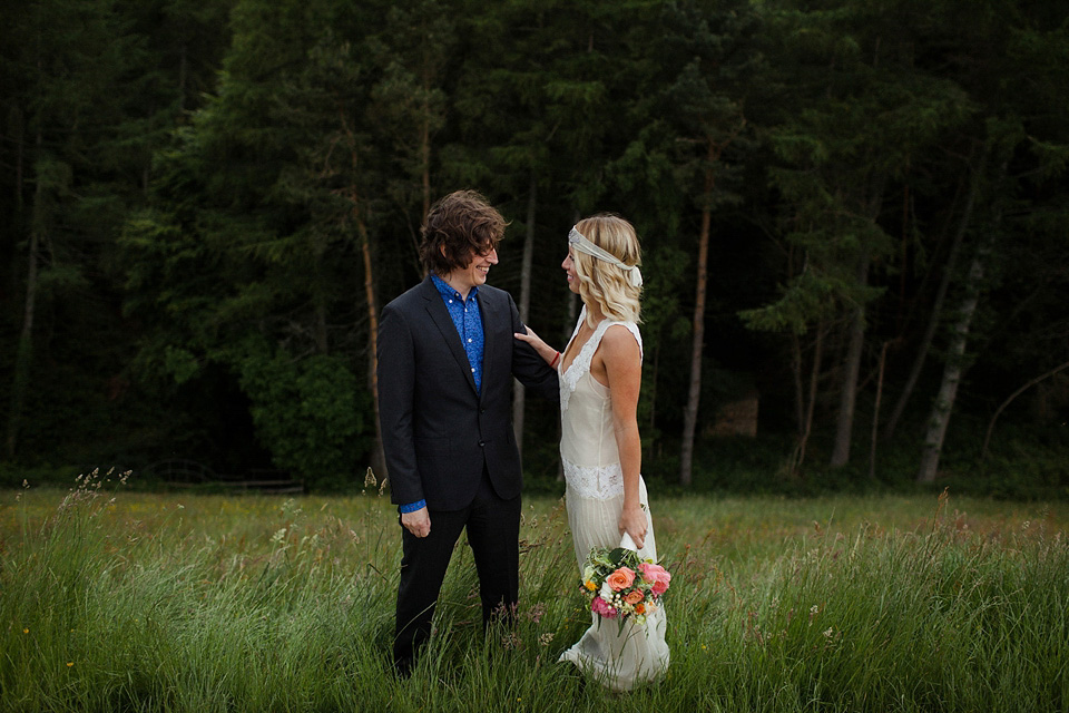 boho bride, elopement, woodland elopement, scottish wedding, flannels australia wedding dress, christopher currie photography, intimate outdoor wedding, humanist wedding, handfasting ribbons