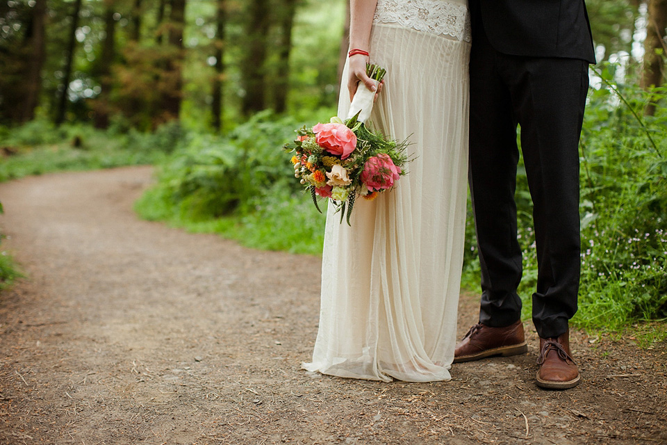 boho bride, elopement, woodland elopement, scottish wedding, flannels australia wedding dress, christopher currie photography, intimate outdoor wedding, humanist wedding, handfasting ribbons