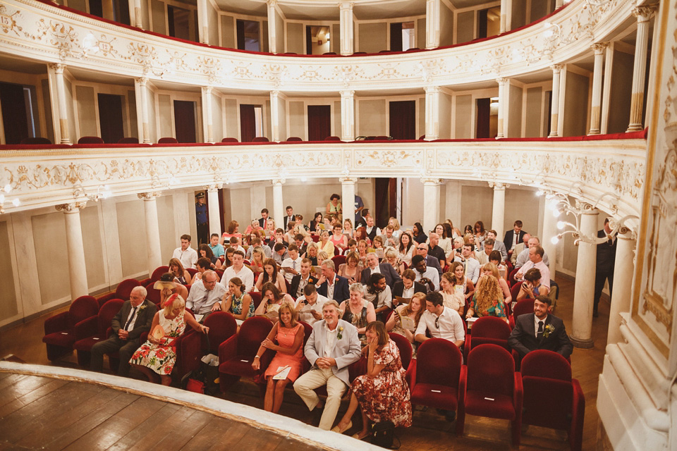 Tuscany wedding, Italian wedding, wedding in Italy, Johanna Hehir gown, Charity shop wedding dress, Oxfam wedding dress, homespun wedding, yellow wedding, yellow bridesmaids dresses // Photography by Ed Peers