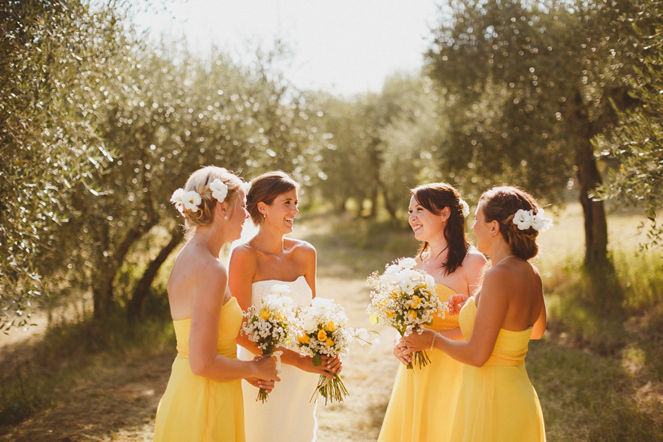 Tuscany wedding, Italian wedding, wedding in Italy, Johanna Hehir gown, Charity shop wedding dress, Oxfam wedding dress, homespun wedding, yellow wedding, yellow bridesmaids dresses // Photography by Ed Peers