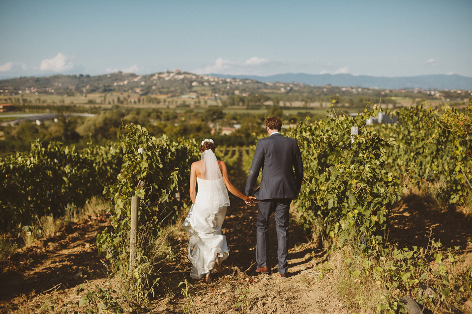 Tuscany wedding, Italian wedding, wedding in Italy, Johanna Hehir gown, Charity shop wedding dress, Oxfam wedding dress, homespun wedding, yellow wedding, yellow bridesmaids dresses // Photography by Ed Peers