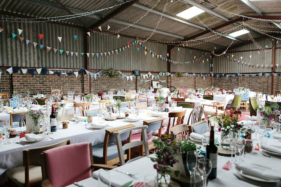 Colourful homespun barn wedding. Photography by Eliza Claire.