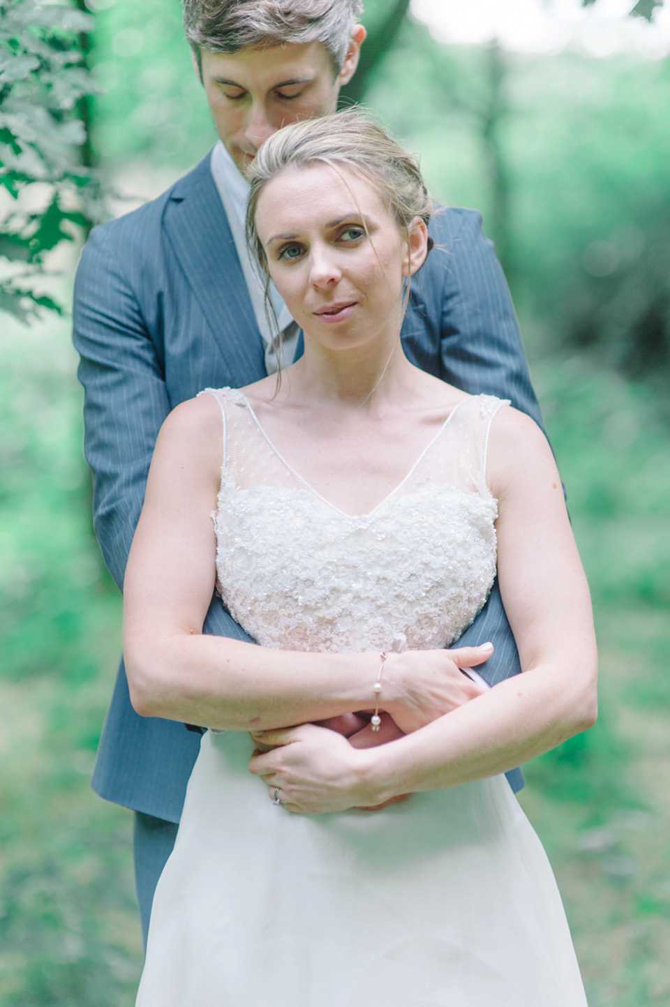 Colourful homespun barn wedding. Photography by Eliza Claire.