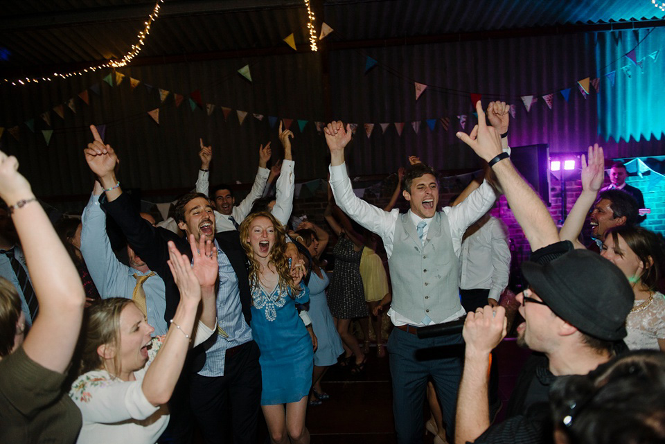 Colourful homespun barn wedding. Photography by Eliza Claire.