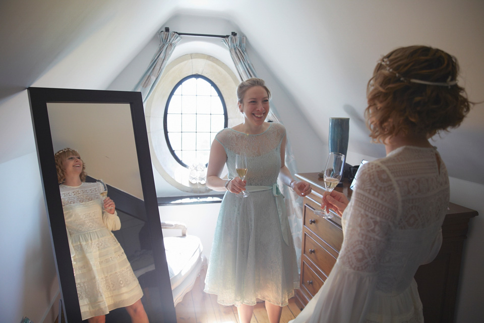 Outdoor Indoor wedding inspired by nature and woodland, Temperley London wedding dress, Chaffeymoor Grange Dorset wedding venue, Spring wedding, Laid back and relaxed wedding, intimate wedding, Natalie J Weddings Photography