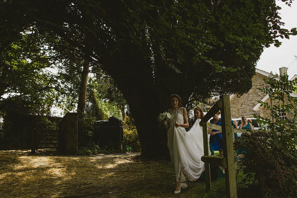 September weddings, Colehayes Park Dartmoor wedding venue, Etsy wedding dress, York Place Studioes Photography