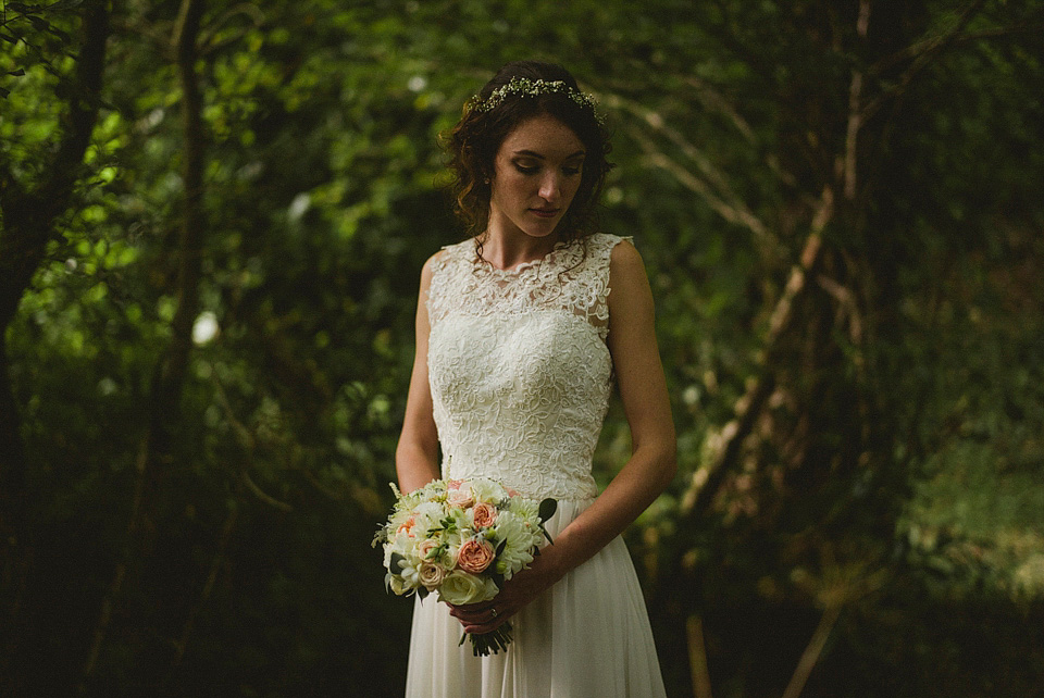 September weddings, Colehayes Park Dartmoor wedding venue, Etsy wedding dress, York Place Studioes Photography