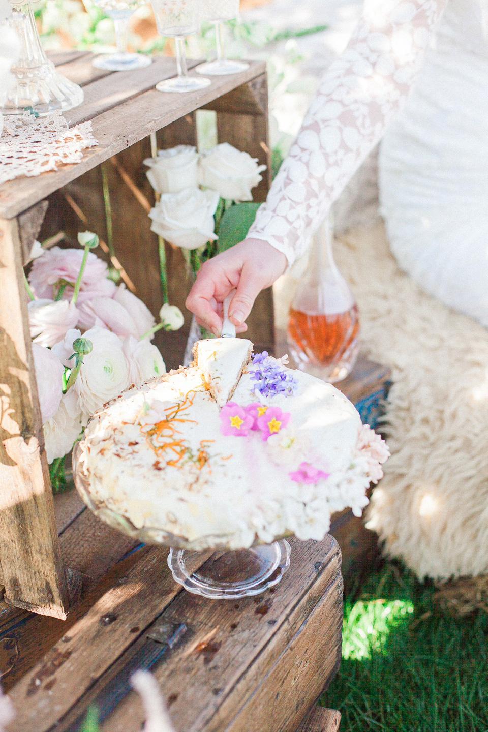 Pastel shades and pretty flowers, Spring and Summer outdoor wedding inspiration with Wedding Yurts - visit weddingyurts.co.uk.