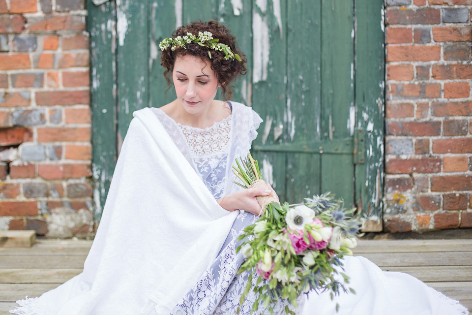 Something blue - a beautiful vintage style wedding inspiration shoot. Photography by Ilaria Petrucci. Styling by Beyond Vintage.