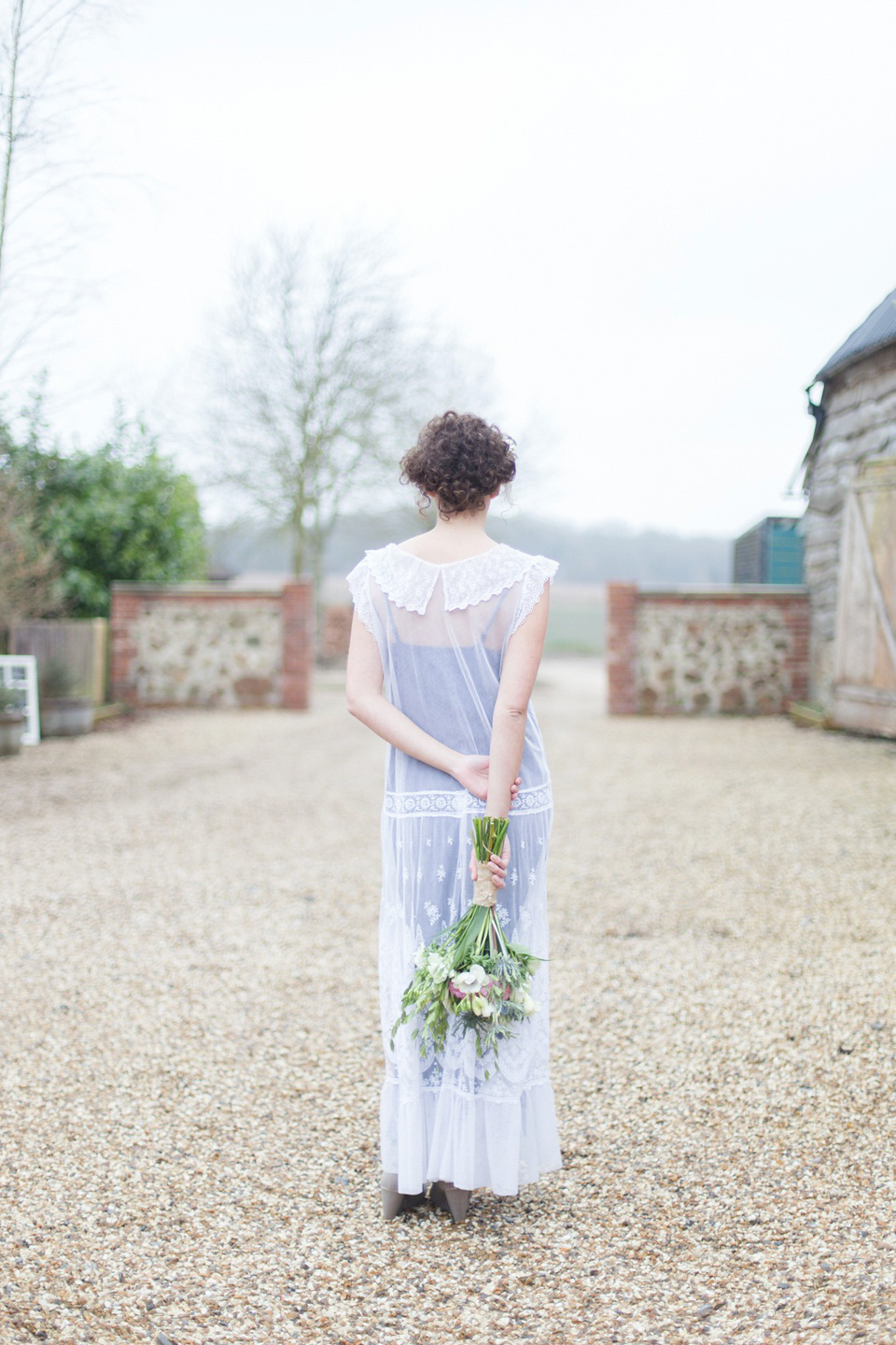 Something blue - a beautiful vintage style wedding inspiration shoot. Photography by Ilaria Petrucci. Styling by Beyond Vintage.