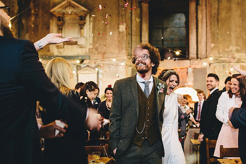 Decayed Decadence - A Modern Vintage London Wedding. Photography by The Twins Weddings and Heather Shuker. The venue is The Asylum in London.