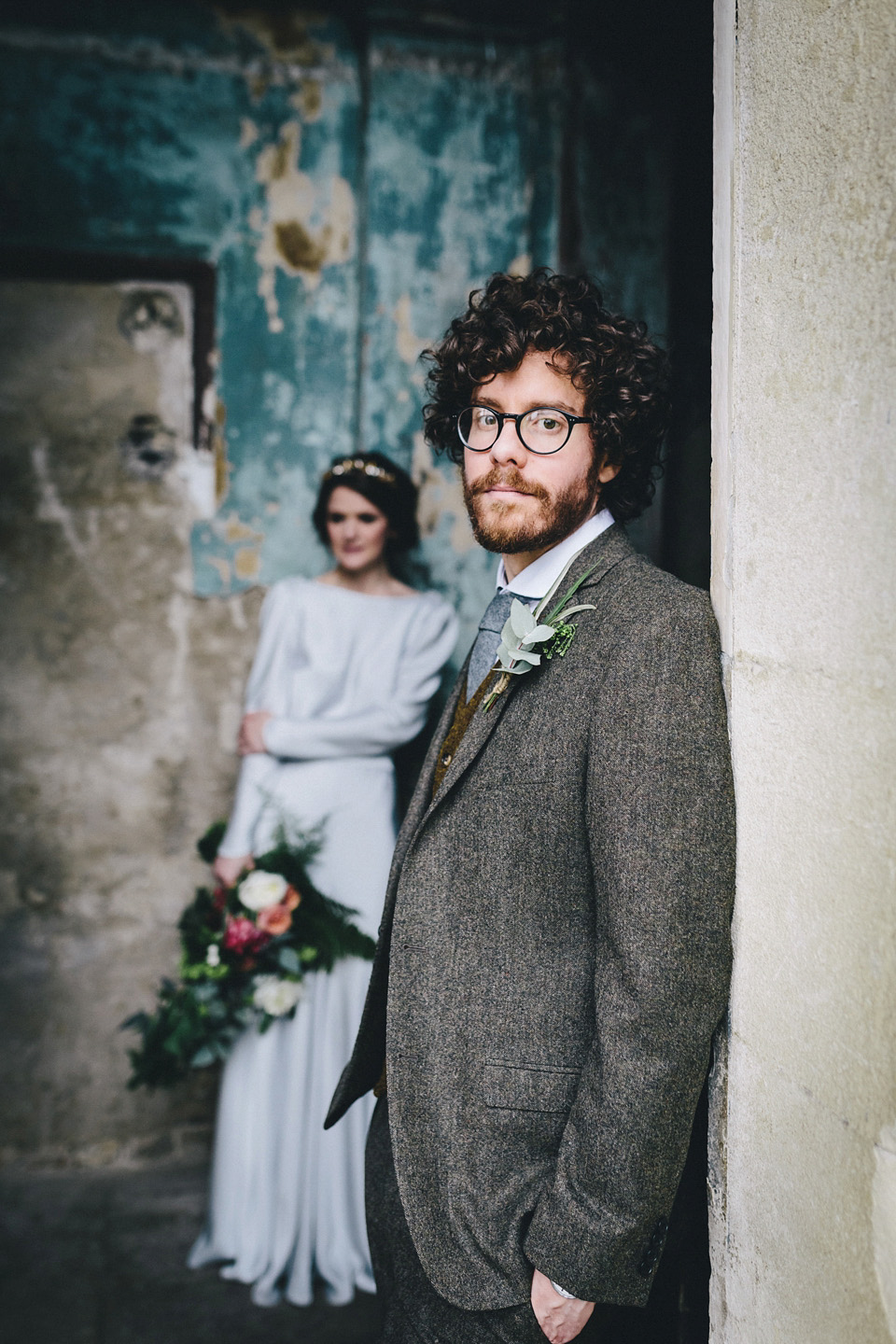 Decayed Decadence - A Modern Vintage London Wedding. Photography by The Twins Weddings and Heather Shuker. The venue is The Asylum in London.