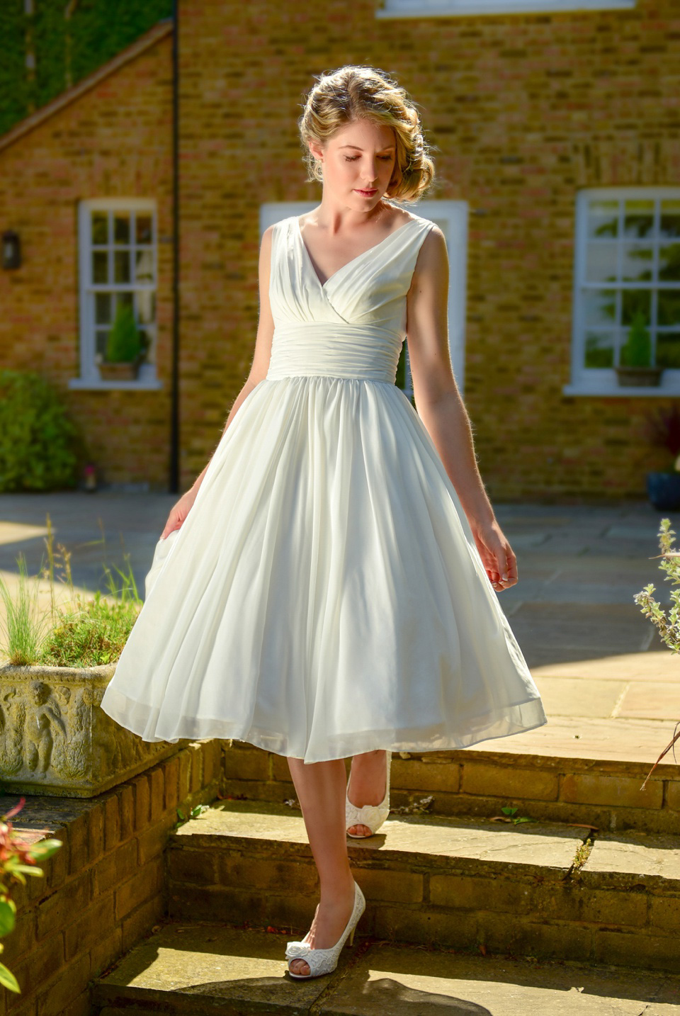 Elegance 50s – Vintage Inspired Gowns For Brides & Bridesmaids. Visit elegance50s.co.uk.